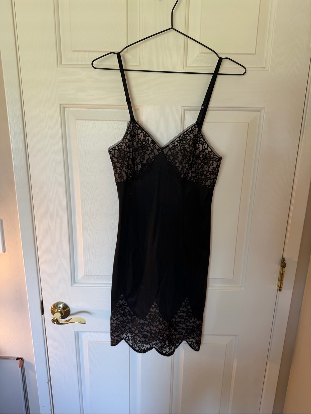 Women's Black Lace-Trim Slip - Classic Chemise